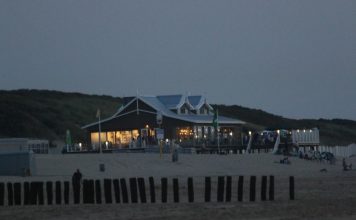 Strandpavillon "De Boekanier" in Nieuwvliet-Bad