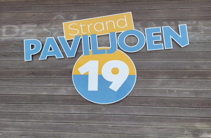 Strandpavillon „19“ (Ex-De Boekanier) Nieuwvliet-Bad: Strandpavillon "19"
