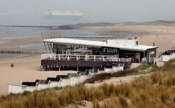 Strandpavillon „PUUR“