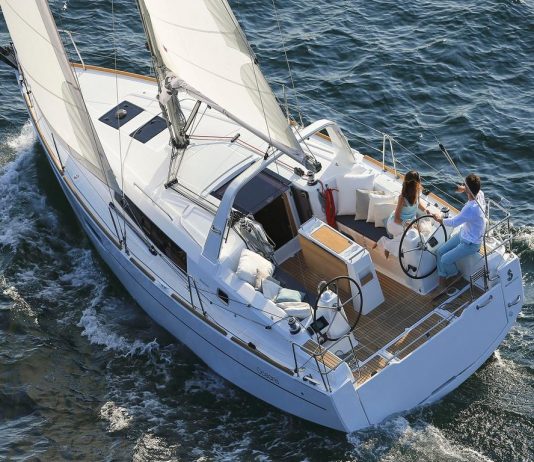 „Channel Sailing“-Jachtcharter in Cadzand-Bad Jachtcharter Channel Sailing