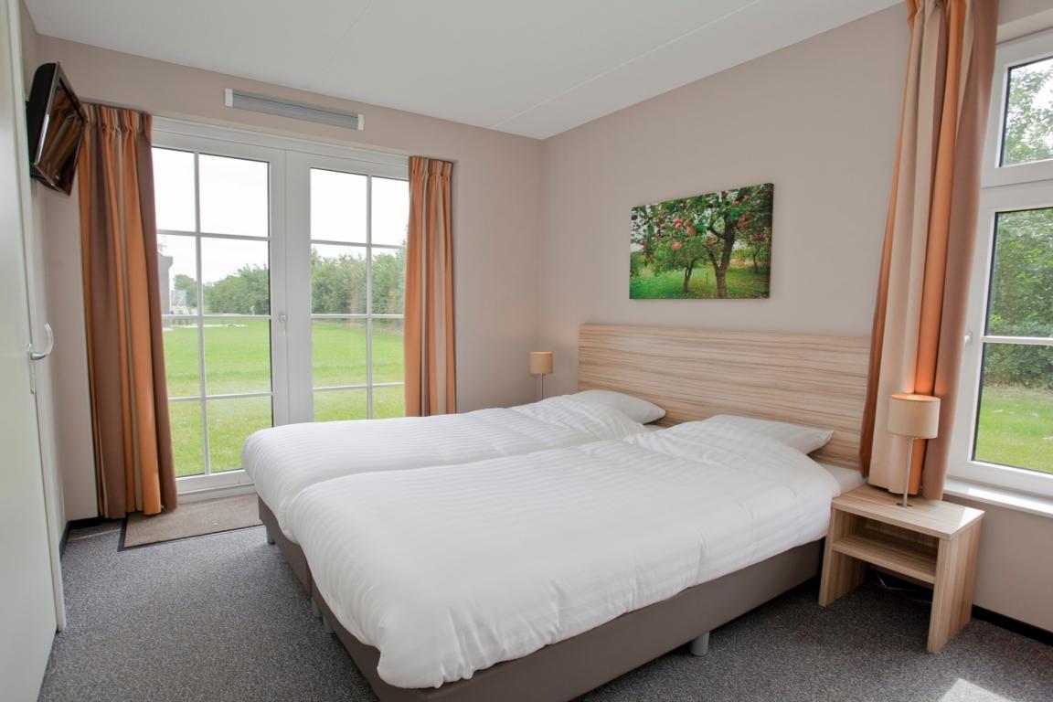 Schlafzimmer im 8 Personen-Haus Strand Resort Nieuwvliet