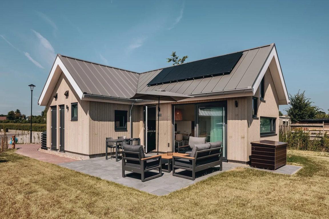 Nieuwvliet-Bad: Rollstuhlgerechte Lodge für 4 Personen im Beach Resort