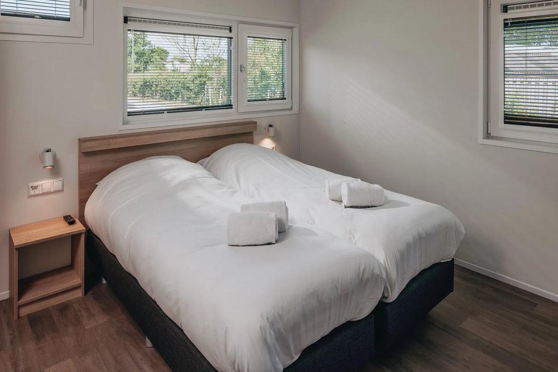 Nieuwvliet-Bad: Rollstuhlgerechte Lodge für 4 Personen im Beach Resort