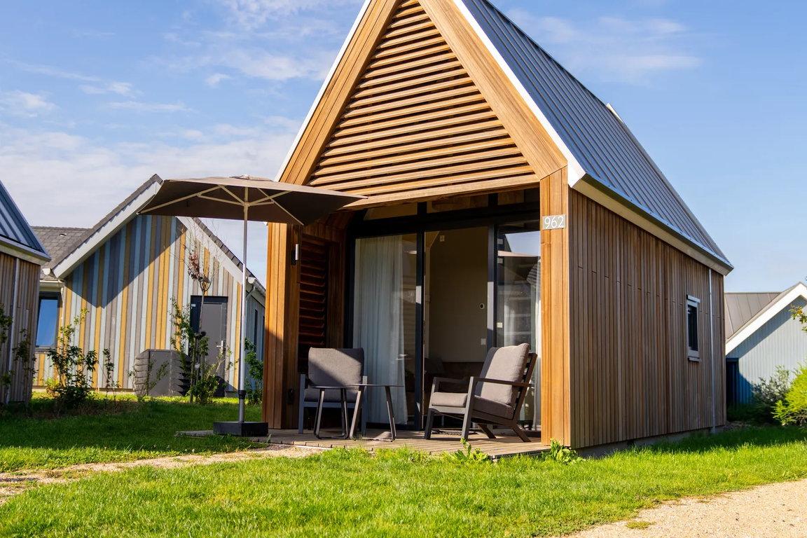 Nieuwvliet-Bad: Tiny House für 4 Personen im Beach Resort
