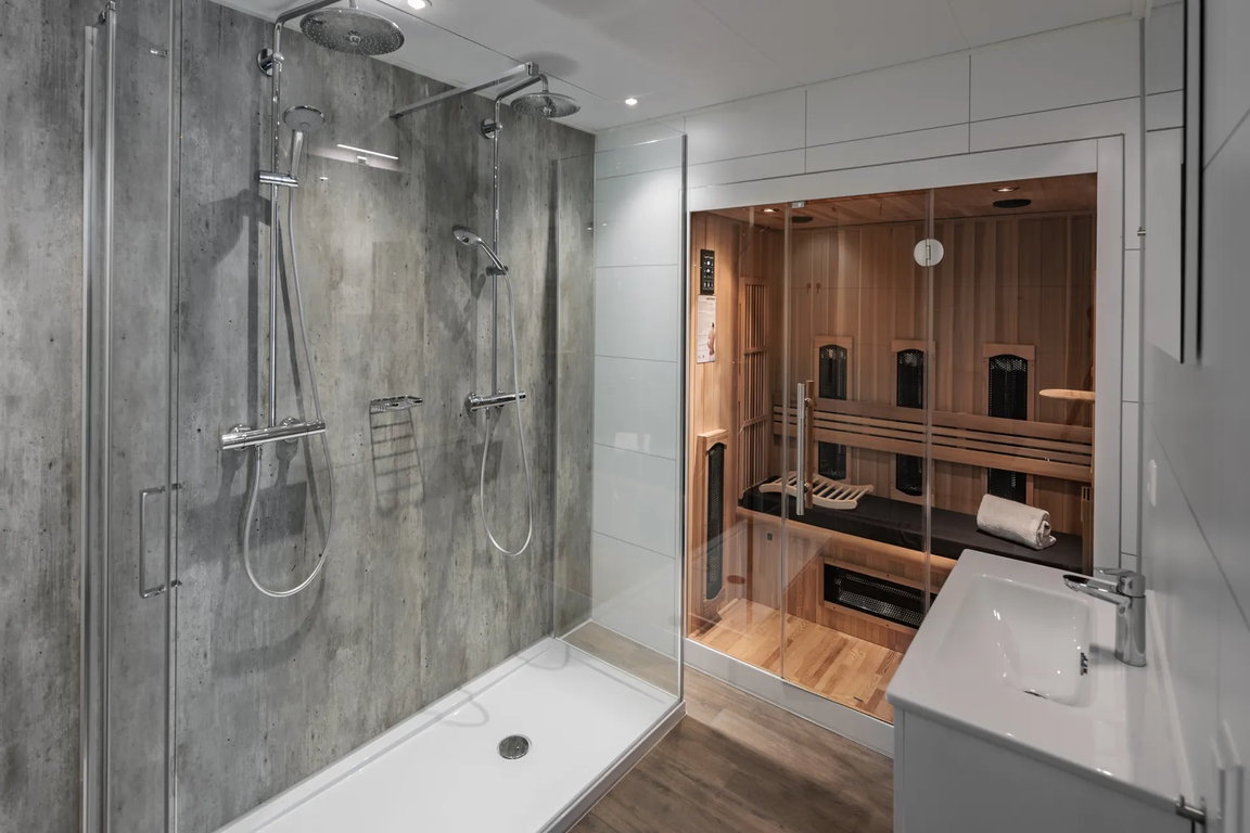 Nieuwvliet-Bad: Wellness-Lodge im Beach Resort